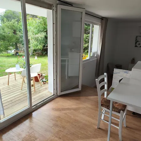 Canyelles Apartment